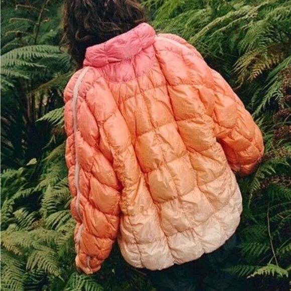 Free People FP Movement Pink Ombre Scrunchy Glossy Pippa Puffer Jacket Small NEW - Picture 2 of 10